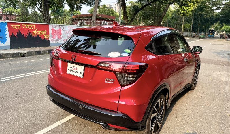 
								HONDA VEZEL RS full									