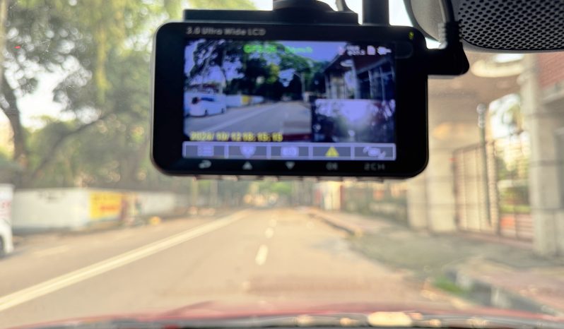 
								HONDA VEZEL RS full									