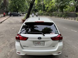 
										TOYOTA FIELDER EX WHITE 2020 full									