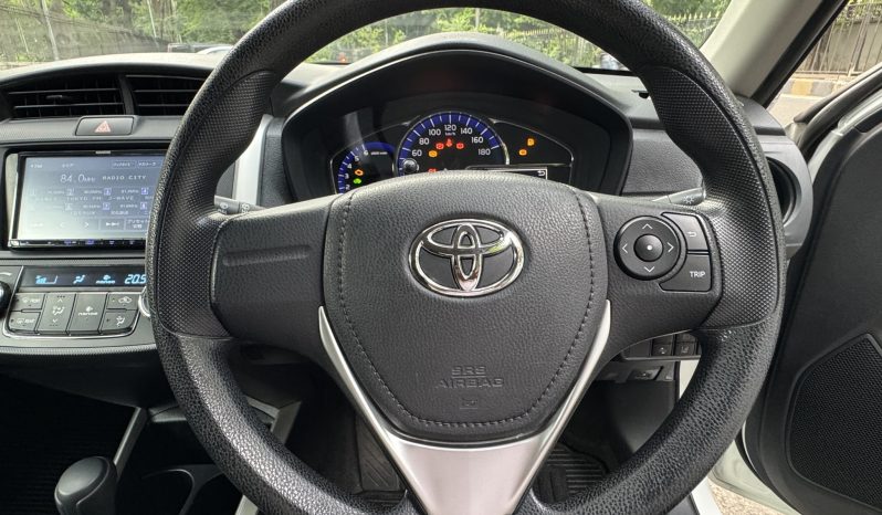 
								TOYOTA FIELDER EX WHITE 2020 full									