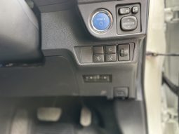 
										TOYOTA FIELDER EX WHITE 2020 full									