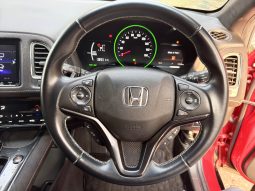
										HONDA VEZEL RS full									